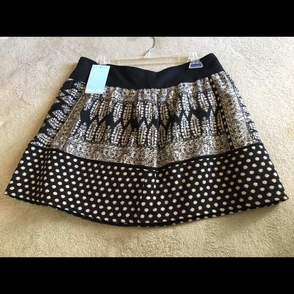 Black skirt